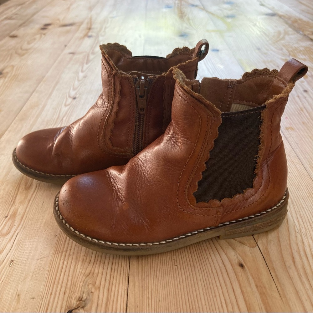 Next cognac leather Chelsea boot
